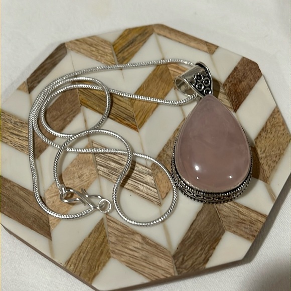 VINTAGE SETTING SILVER OVERLAY STATEMENT PENDANT ROSE QUARTZ - Picture 2 of 6